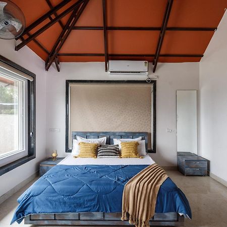 Aqua Lagoon Villa By Secret Turtle Pvt Pool Private Lawn 세쿤데라바드 외부 사진